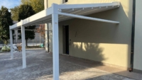 Pergotenda Fusion di Pratic montata a Cavezzo